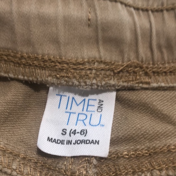TIME & TRU KHAKI ELASTIC WAIST 4’ SHORTS WITH POCKETS SIZE JR S(4-6) - Picture 3 of 5